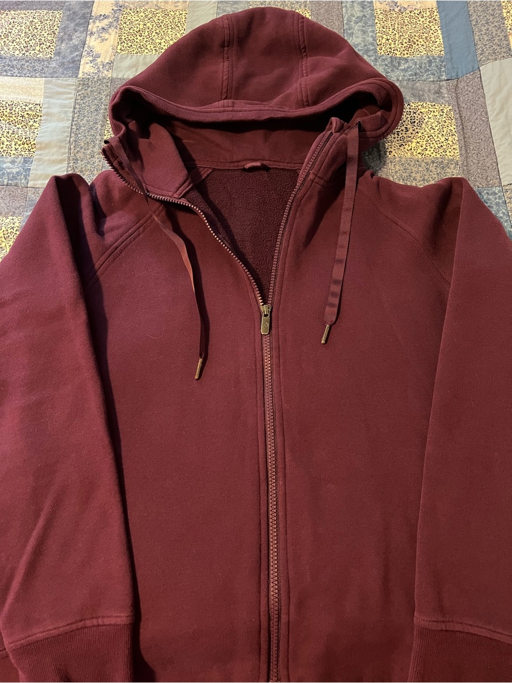 lululemon athletica Women's Full-Zip Hoodie in Deep Plum - Picture 8 of 8